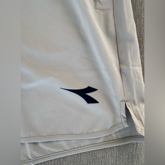 (NWT) Diadora Shorts Icon 9’’ Size: M - Picture 6 of 12